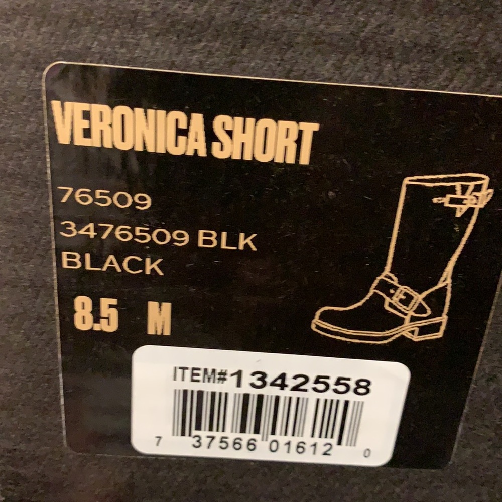 NEW- FRYE Leather Motto Boots ♥️❤️ - Picture 9 of 9